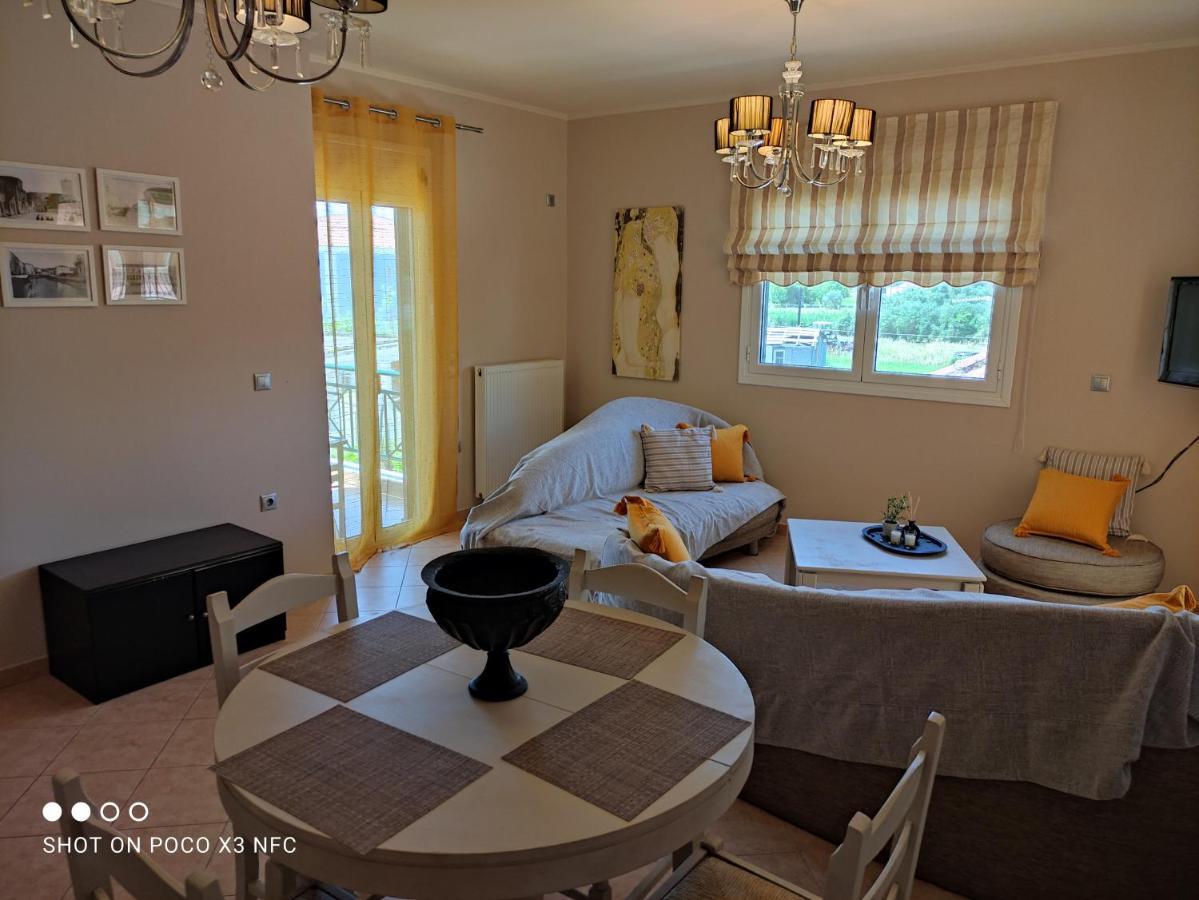 Eliza Apartment Ликсури Экстерьер фото